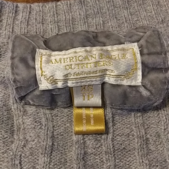 American Eagle Sweater - Picture 2 of 2